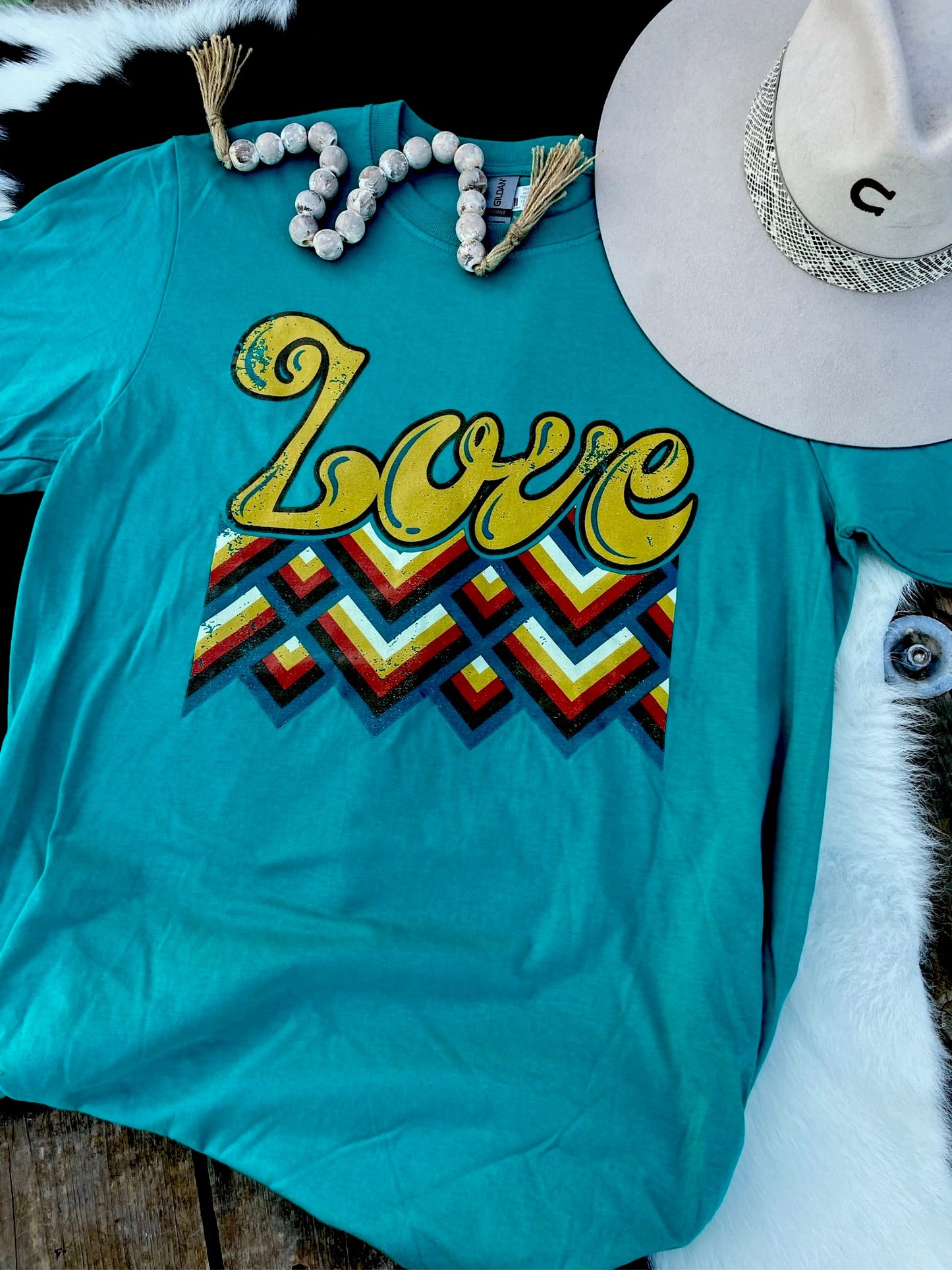Love Retro T-shirt