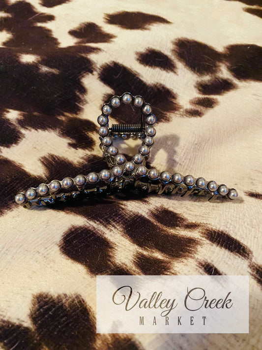 Pearl Clip