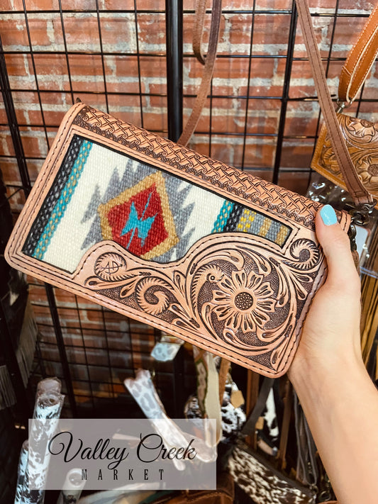 The Lainey Organizer Wallet