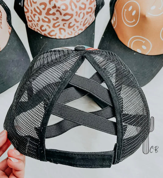 Crisscross caps