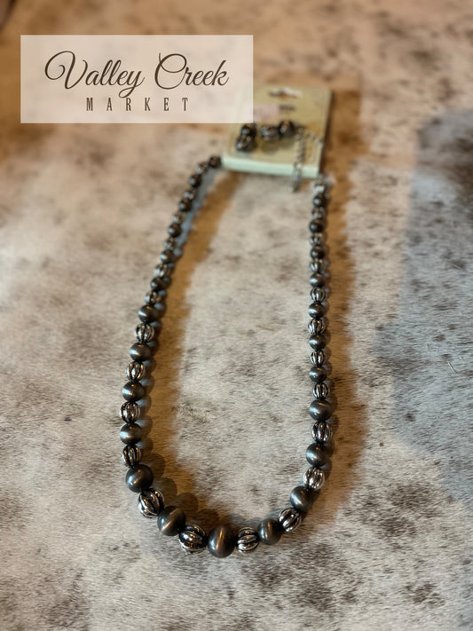 Short Silver Bead Necklace